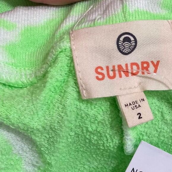 ANTHROPOLOGIE Sundry White and Neon Green Cotton Athletic Sweatshorts - Picture 4 of 7